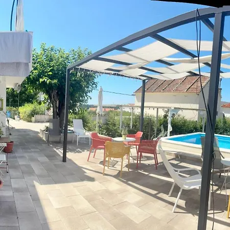 Apartment Summer 4 Makarska